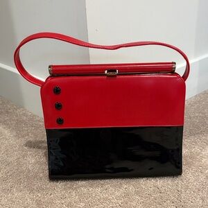 Vintage a naturalizer handbag